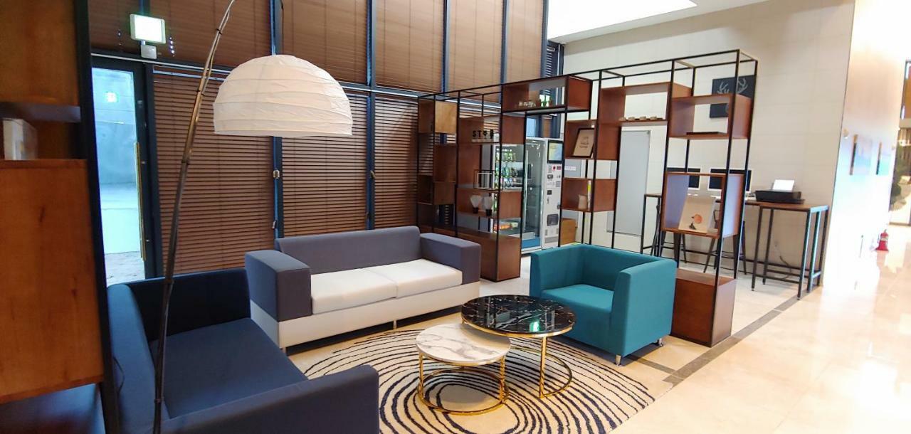 פייונגטק Western Bay Marina Hotel מראה חיצוני תמונה