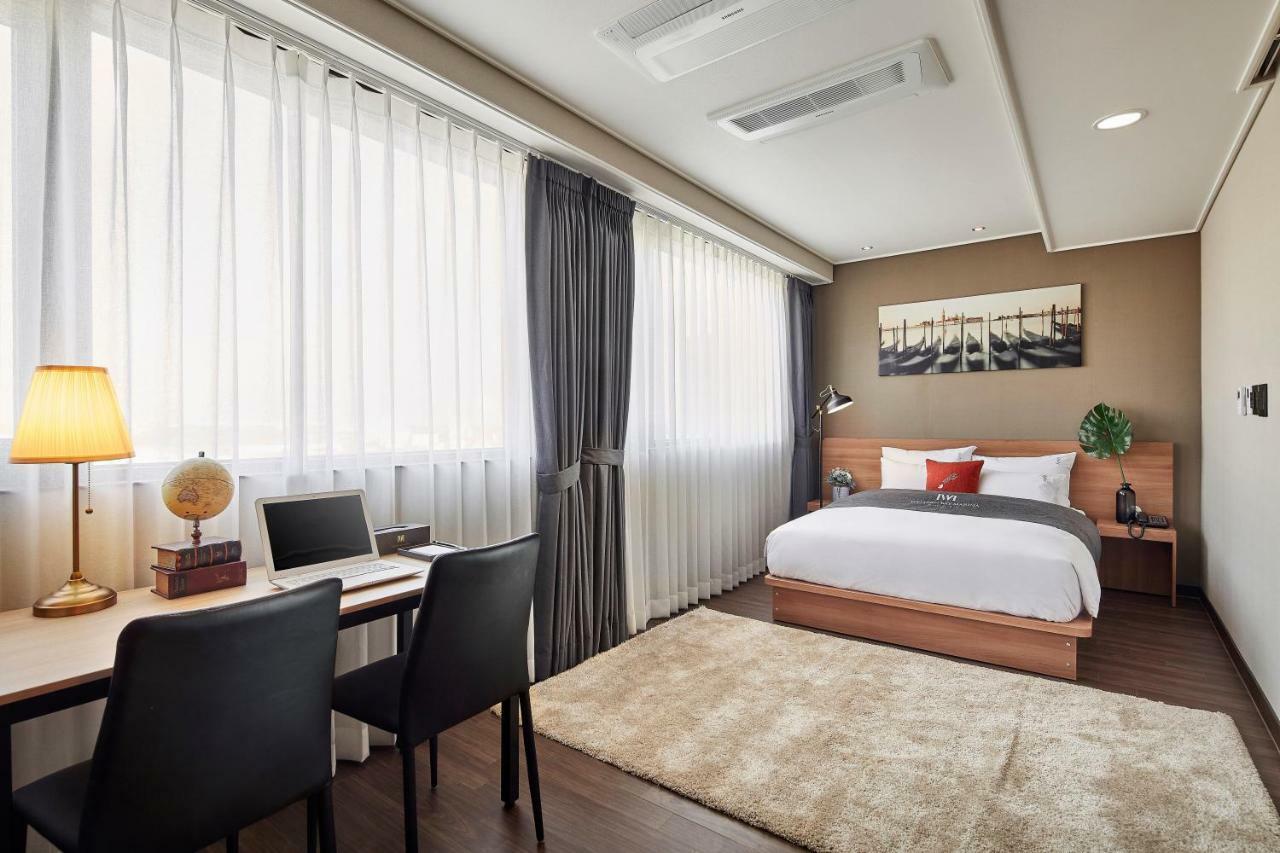 פייונגטק Western Bay Marina Hotel מראה חיצוני תמונה