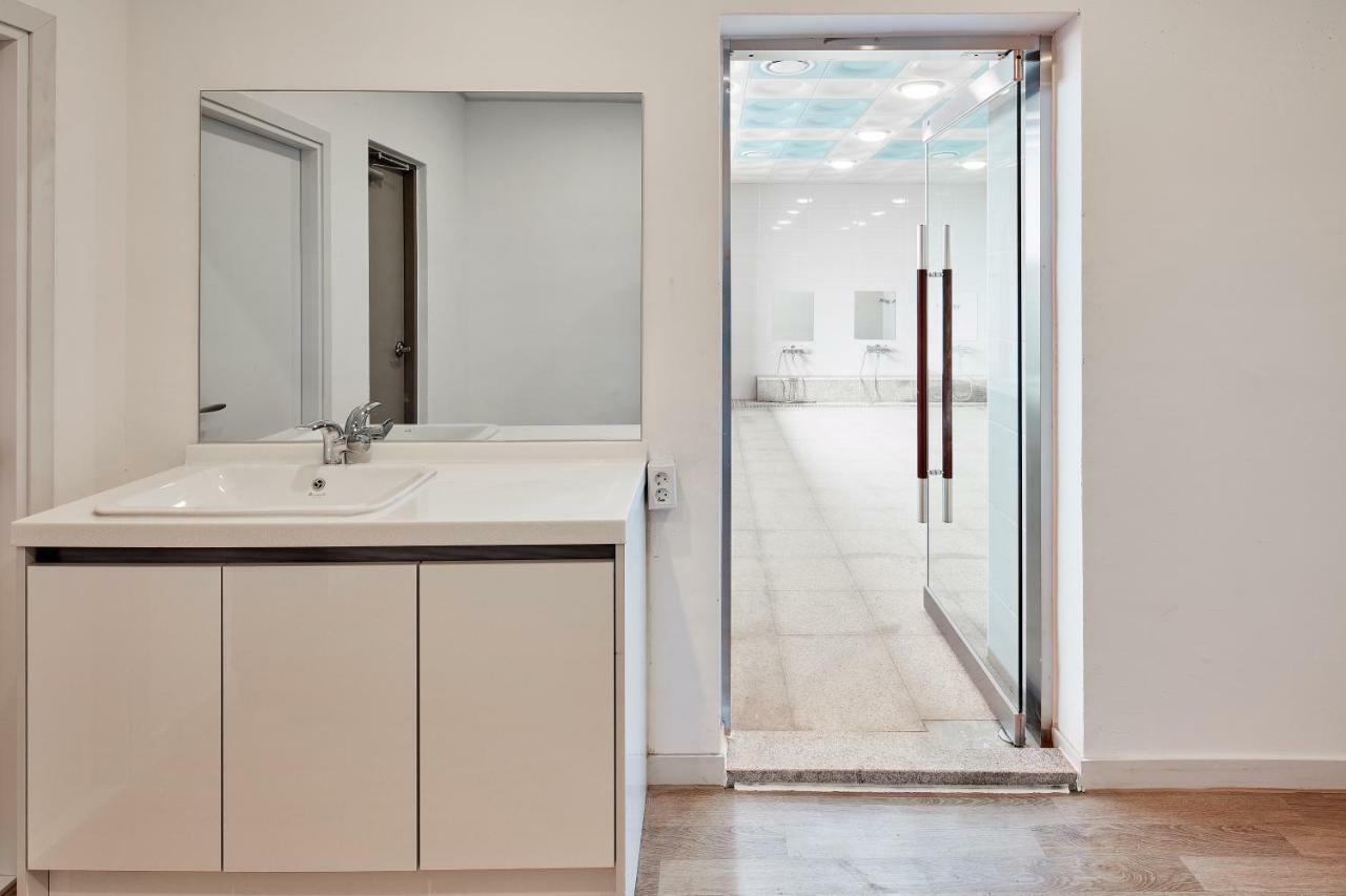 פייונגטק Western Bay Marina Hotel מראה חיצוני תמונה