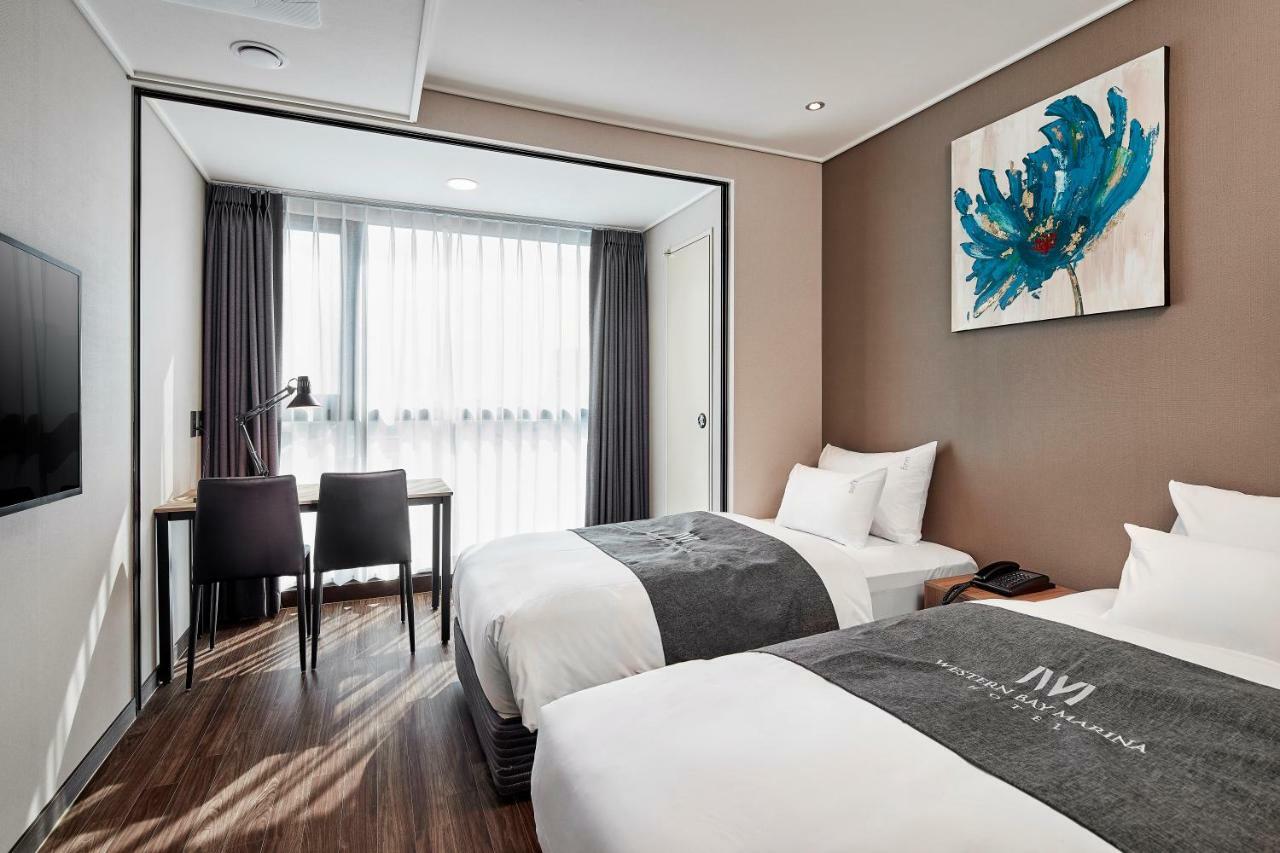 פייונגטק Western Bay Marina Hotel מראה חיצוני תמונה