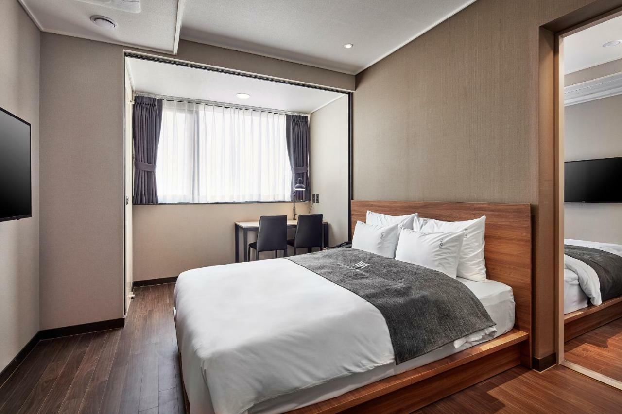 פייונגטק Western Bay Marina Hotel מראה חיצוני תמונה
